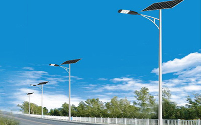 农村道路装长城区太阳能路灯选多大瓦数实测